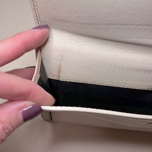 Vintage Gucci White Leather Long Wallet
